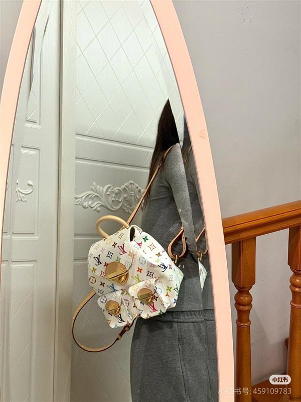 2026124175529878 130